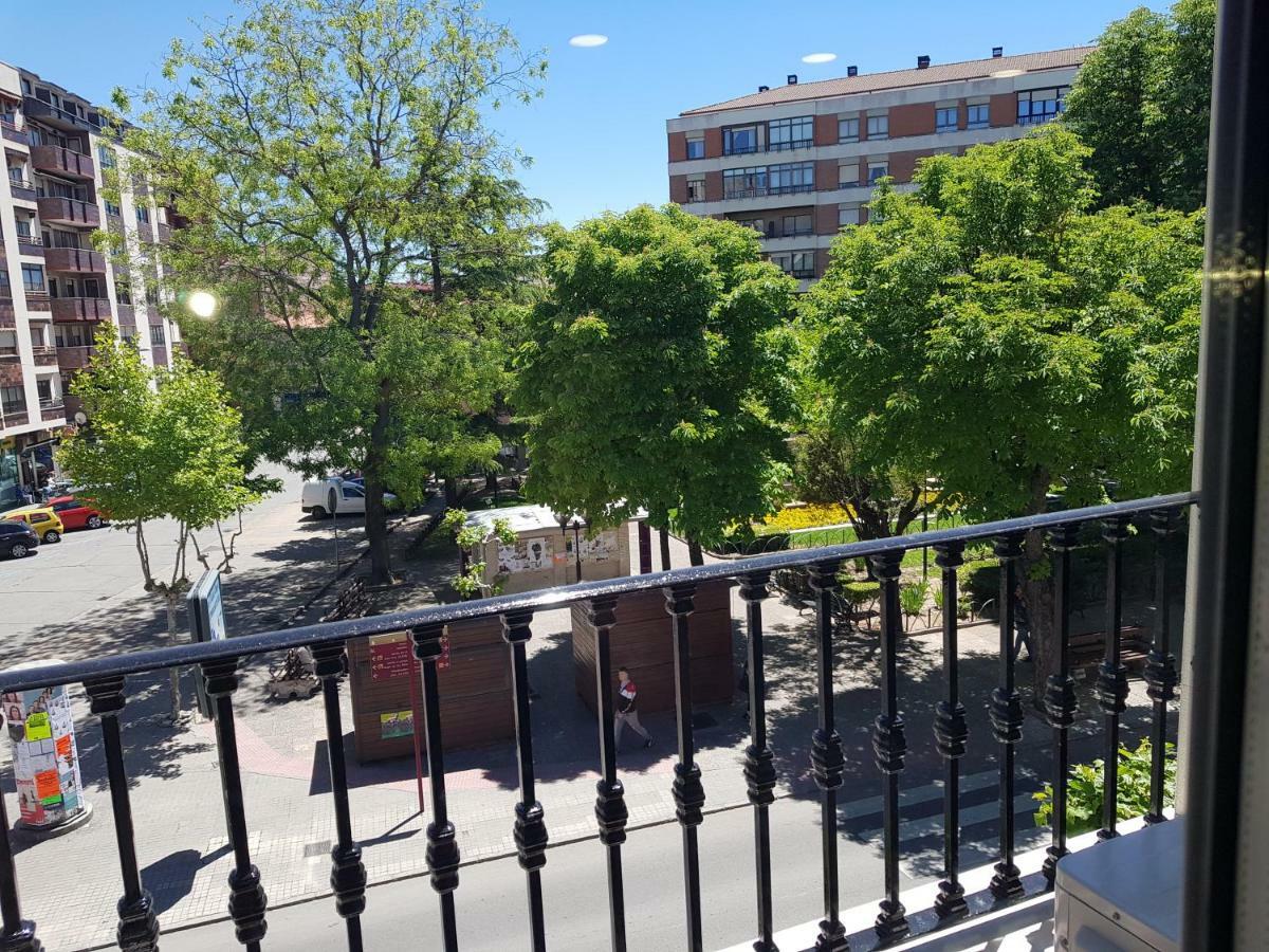 Apartamentos Aranda - Atico Duero 阿兰达德杜洛 外观 照片